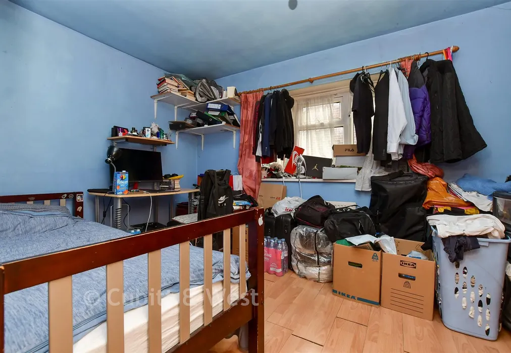 Bedroom 2 - Shrublands Avenue, Croydon, Surrey - Wards of Kent