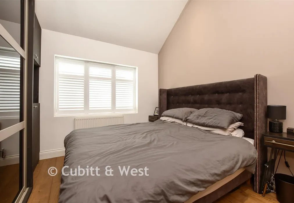 Bedroom One - Mount Avenue, Chaldon, Caterham, Surrey - Wards of Kent