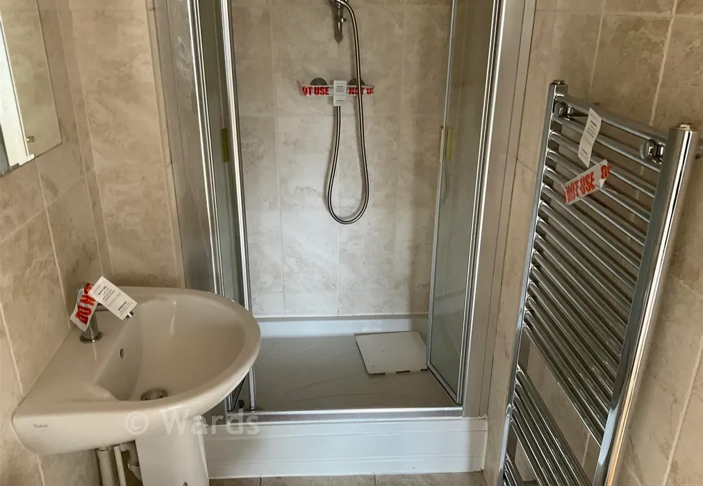 Shower Room - Devonshire Road, Bexleyheath, Kent - Wards of Kent