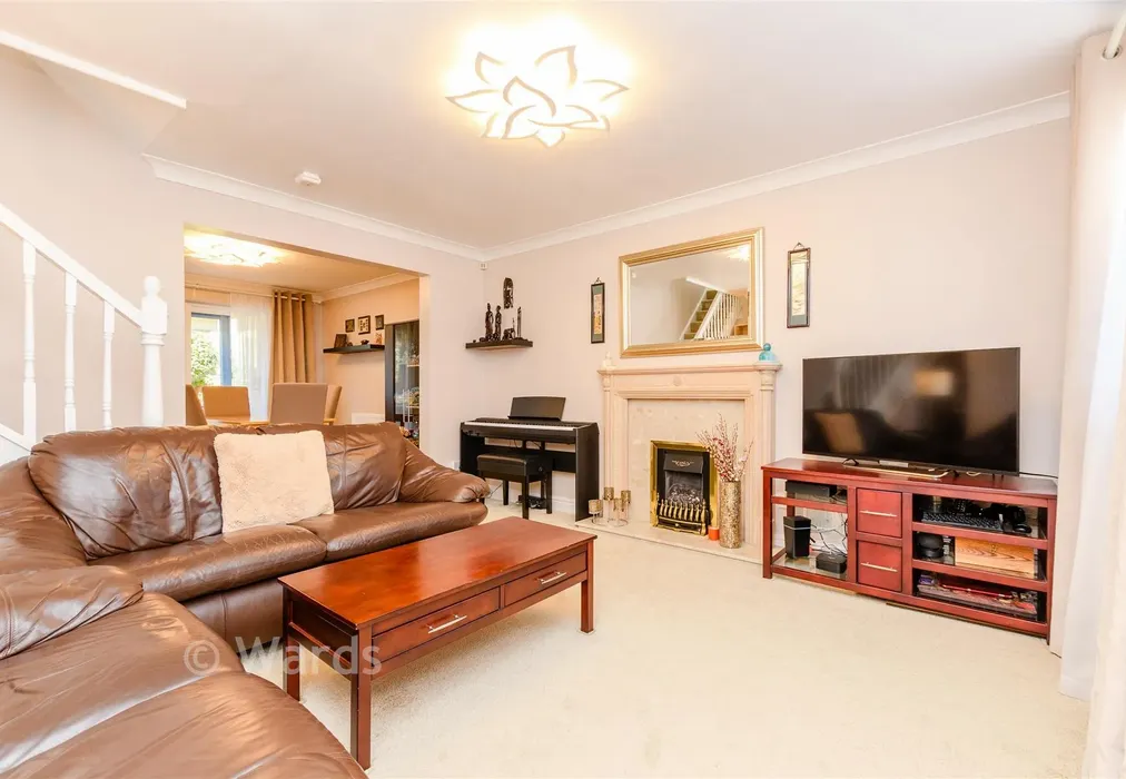 Lounge - Pentstemon Drive, Swanscombe, Kent - Wards of Kent