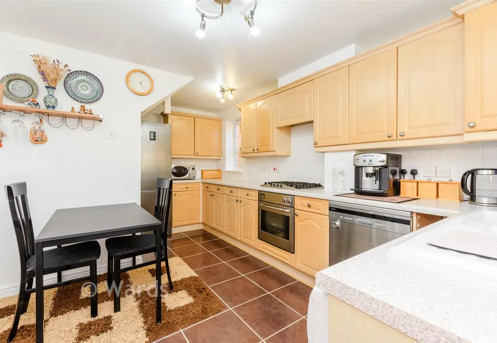 Kitchen/  Diner - Pentstemon Drive, Swanscombe, Kent - Wards of Kent