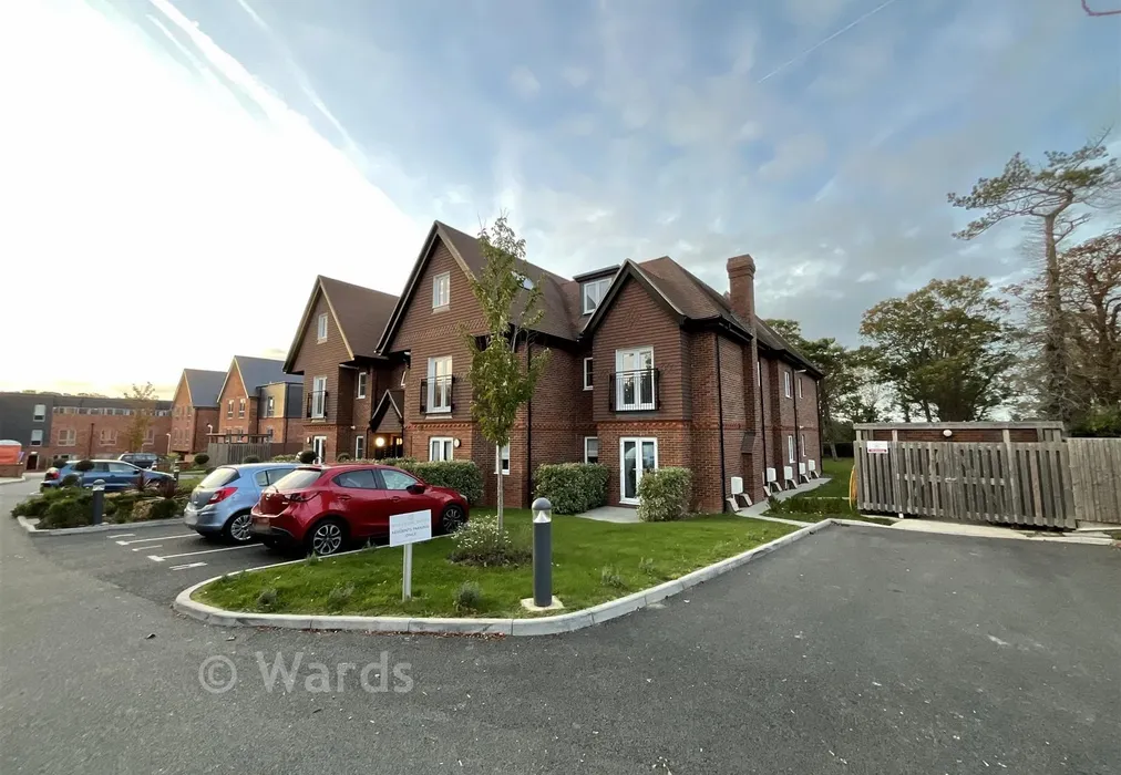 Front Elevation - Linksfield Road, Westgate-On-Sea, Kent - Wards of Kent