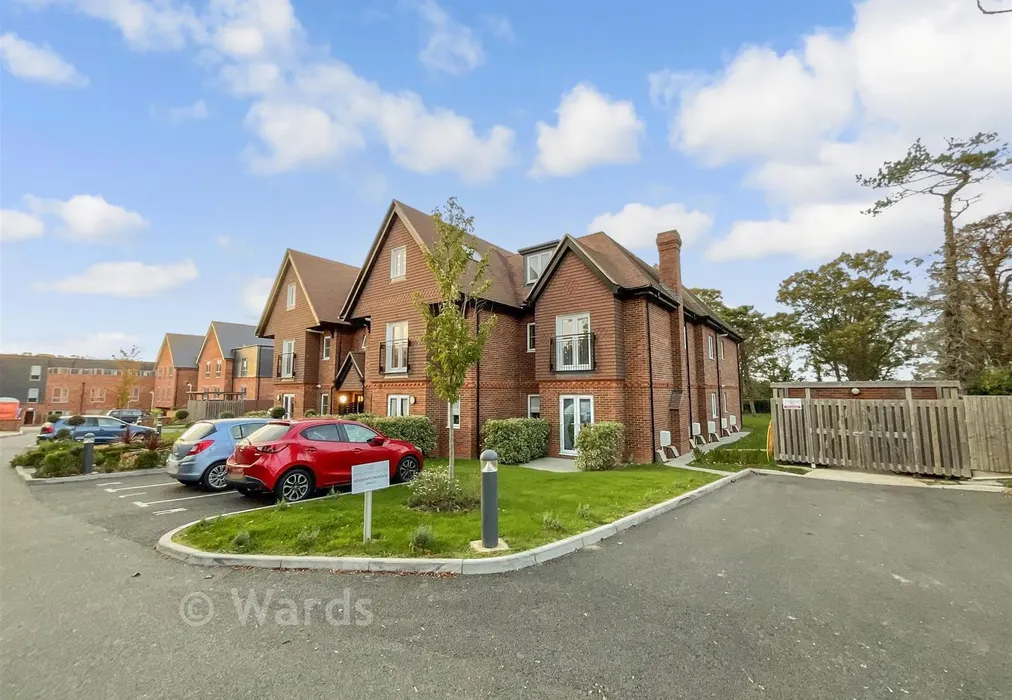 Front Elevation - Linksfield Road, Westgate-On-Sea, Kent - Wards of Kent