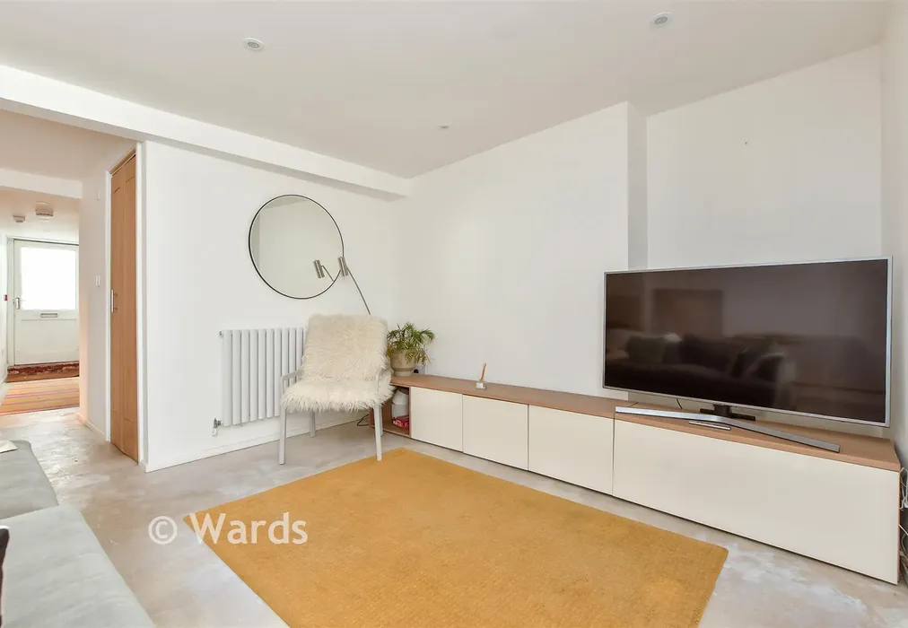 Lounge/Diner - Albert Terrace, Margate, Kent - Wards of Kent