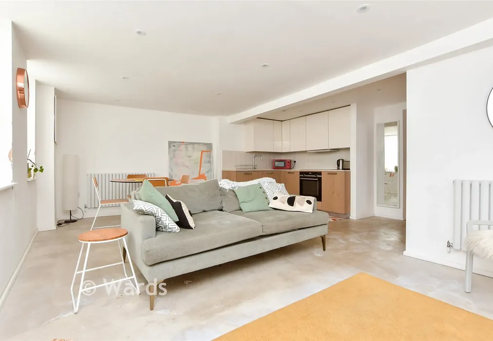 Lounge/Diner - Albert Terrace, Margate, Kent - Wards of Kent