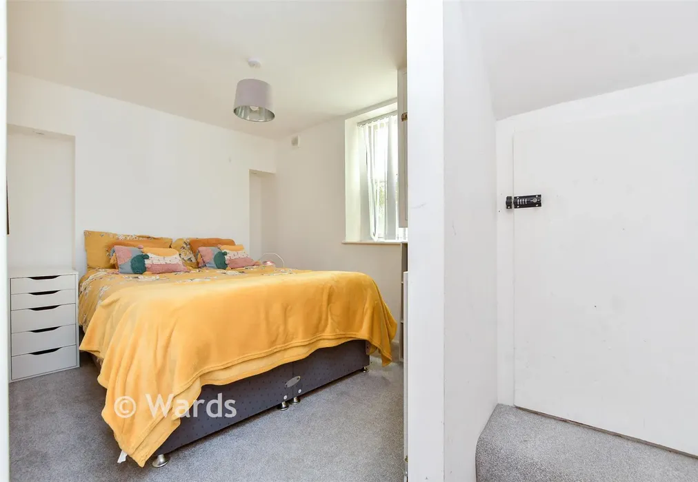 Bedroom 2 - Albert Terrace, Margate, Kent - Wards of Kent