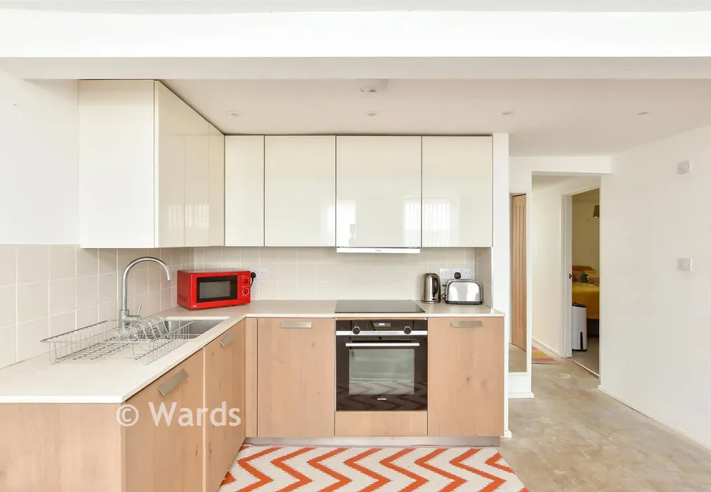 Kitchen - Albert Terrace, Margate, Kent - Wards of Kent