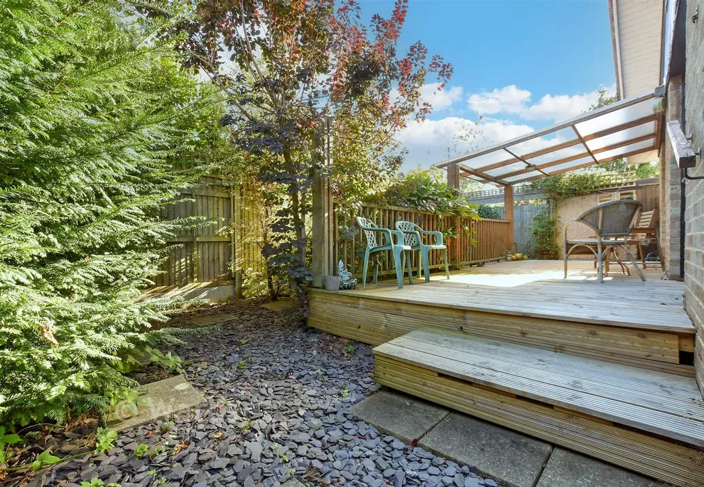 Patio / Decking - Gaunts Close, Deal, Kent - Wards of Kent