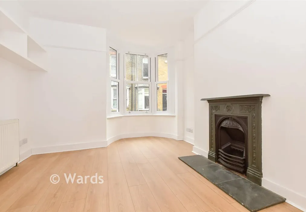 Lounge - St. Peter's Grove, Canterbury, Kent - Wards of Kent