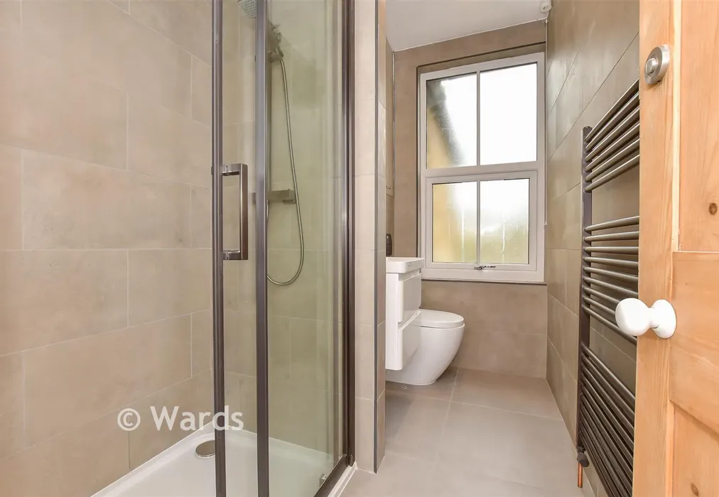 Shower Room - St. Peter's Grove, Canterbury, Kent - Wards of Kent