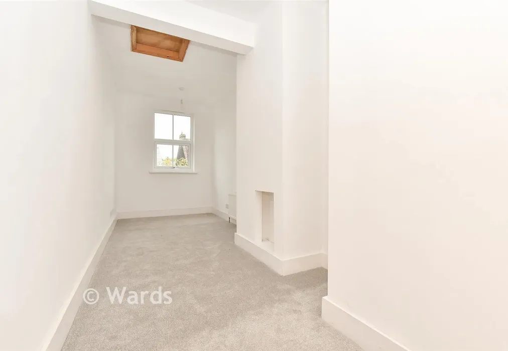 Bedroom 2 - St. Peter's Grove, Canterbury, Kent - Wards of Kent