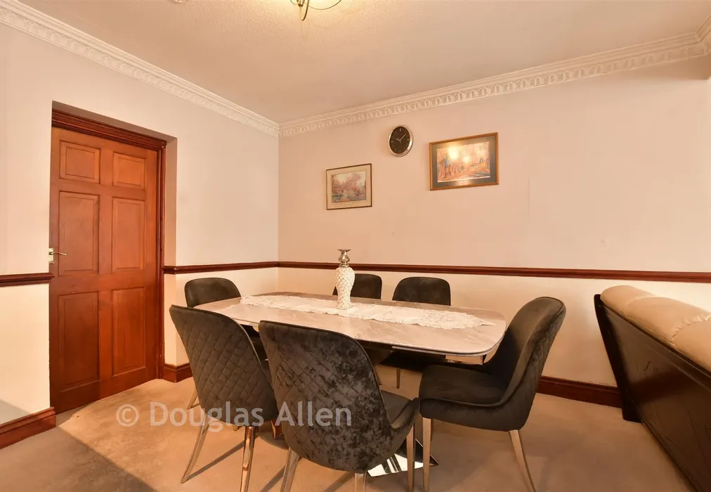 Dining Area - Albany Road, Chadwell Heath, Essex - Wards of Kent