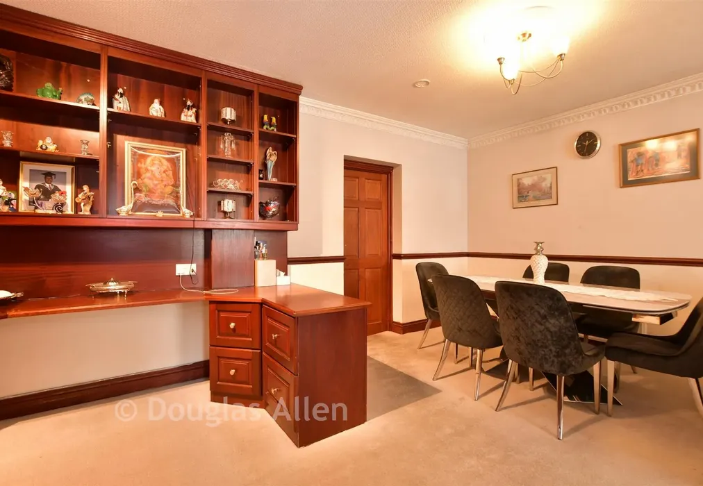 Dining Area - Albany Road, Chadwell Heath, Essex - Wards of Kent