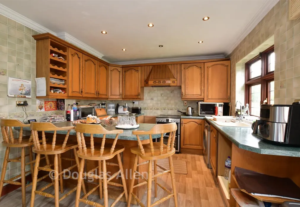 Kitchen/Dining Room - Albany Road, Chadwell Heath, Essex - Wards of Kent