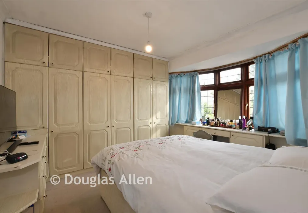 Bedroom 1 - Albany Road, Chadwell Heath, Essex - Wards of Kent