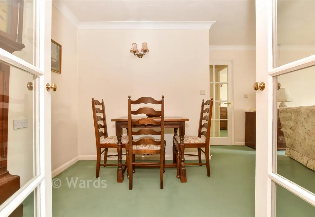 Lounge/Diner - Station Road West, Canterbury, Kent - Wards of Kent