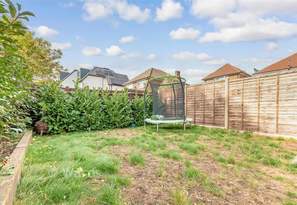 Rear Garden - Raeburn Road, Sidcup, Kent - Wards of Kent
