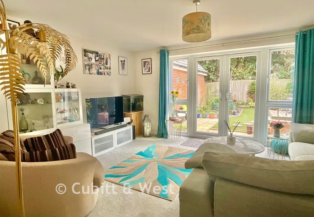 Lounge - Fellows Gardens, Yapton, Arundel, West Sussex - Wards of Kent