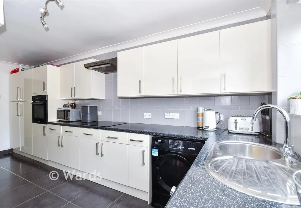 Kitchen - Lancashire Road, Maidstone, Kent - Wards of Kent