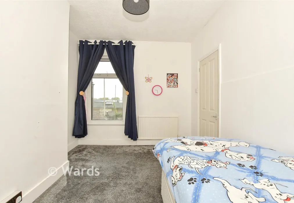 Bedroom 2 - Jefferson Road, Sheerness, Kent - Wards of Kent