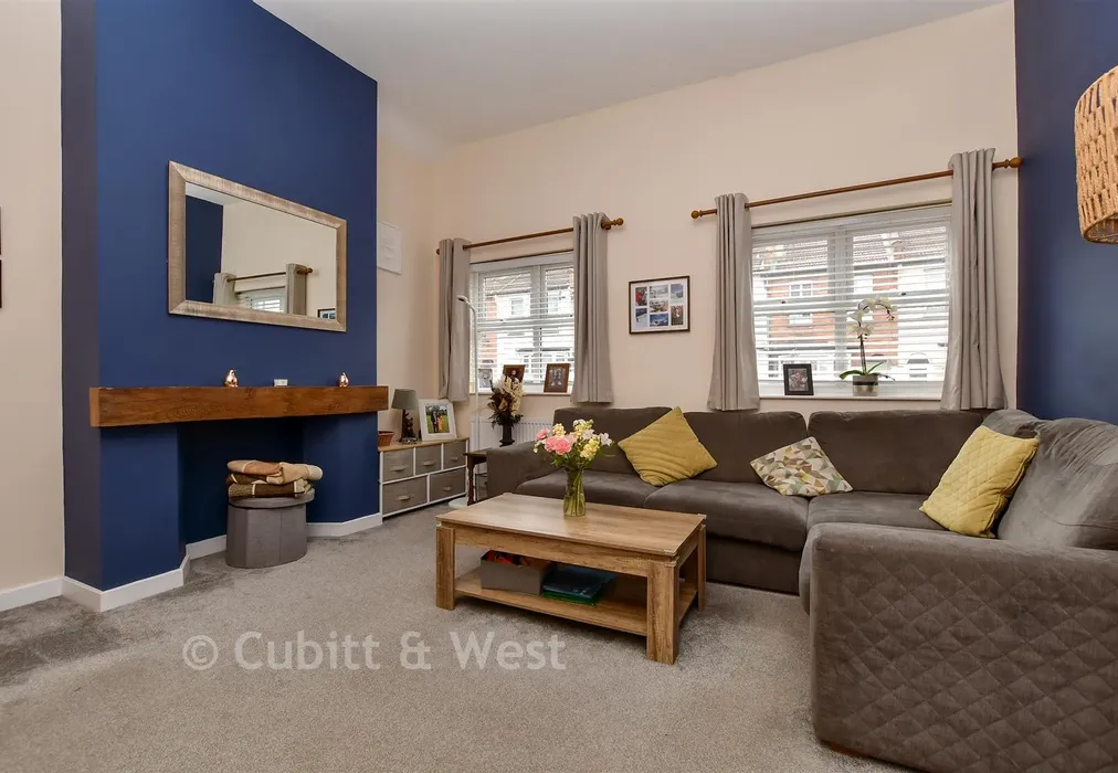 Lounge - Sanderstead Road, South Croydon, Surrey - Wards of Kent
