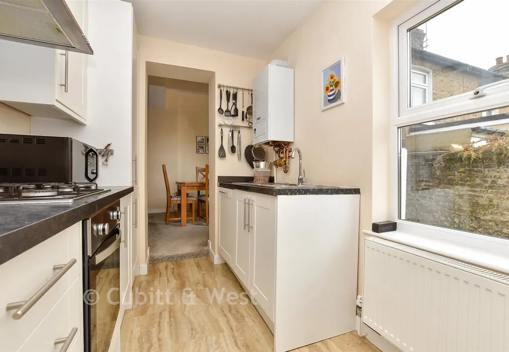 Kitchen - Sanderstead Road, South Croydon, Surrey - Wards of Kent