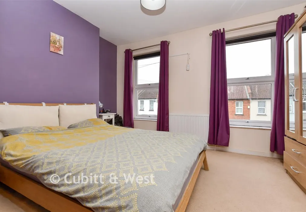 Bedroom 1 - Sanderstead Road, South Croydon, Surrey - Wards of Kent