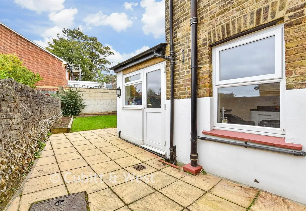 Patio / Decking - Sanderstead Road, South Croydon, Surrey - Wards of Kent