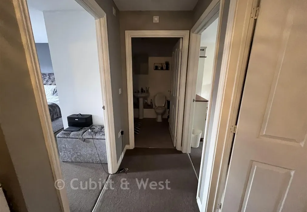 Landing - Meadow Close, Westcott, Dorking, Surrey - Wards of Kent