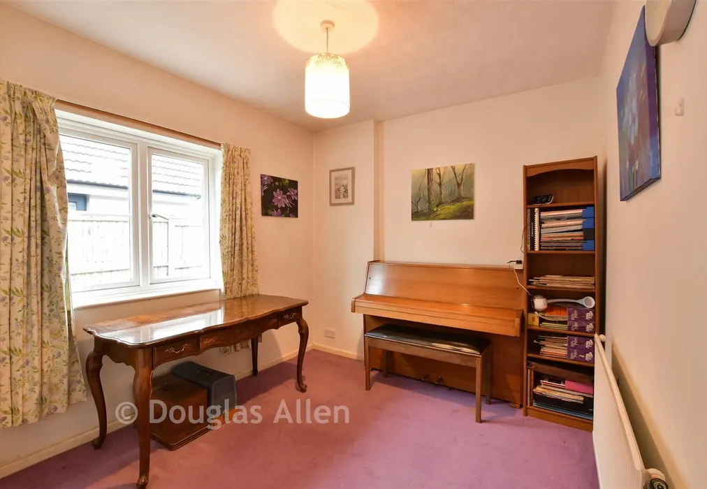 Bedroom 1 - Nevendon Road, Wickford, Essex - Wards of Kent