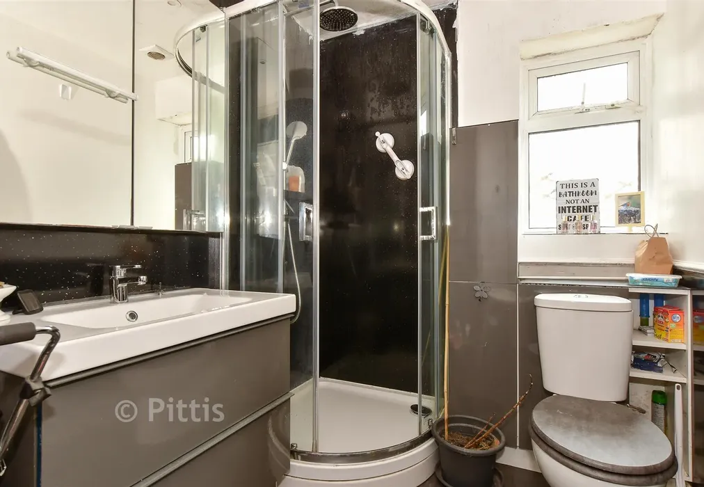 Shower Room - Sandown Road, Sandown, Isle of Wight - Wards of Kent