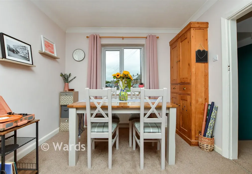 Lounge/Diner - Fulham Avenue, Margate, Kent - Wards of Kent