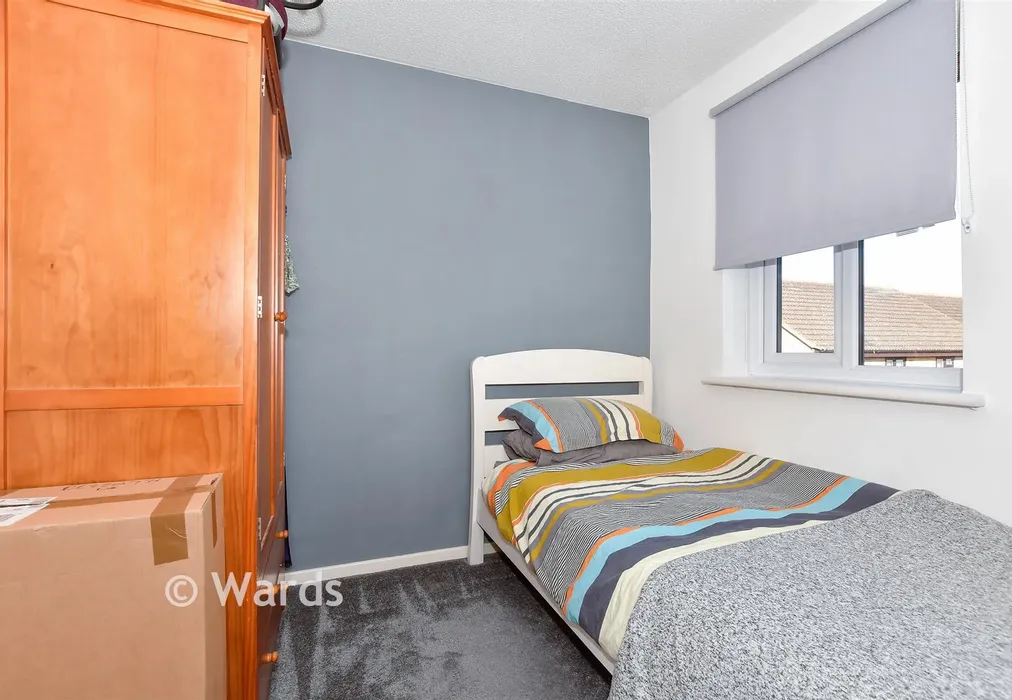 Bedroom 2 - Anne Boleyn Close, Eastchurch, Sheerness, Kent - Wards of Kent