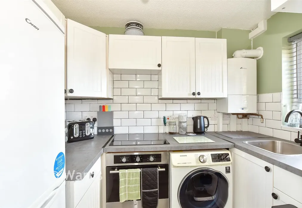 Kitchen - Anne Boleyn Close, Eastchurch, Sheerness, Kent - Wards of Kent