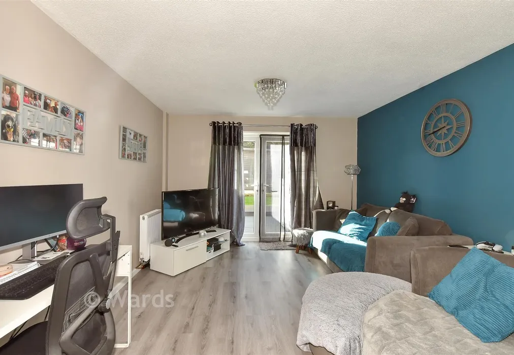 Lounge - Anne Boleyn Close, Eastchurch, Sheerness, Kent - Wards of Kent