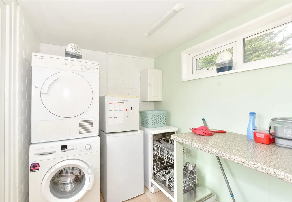 Utility Room - West Hythe Road, Hythe, Kent - Wards of Kent