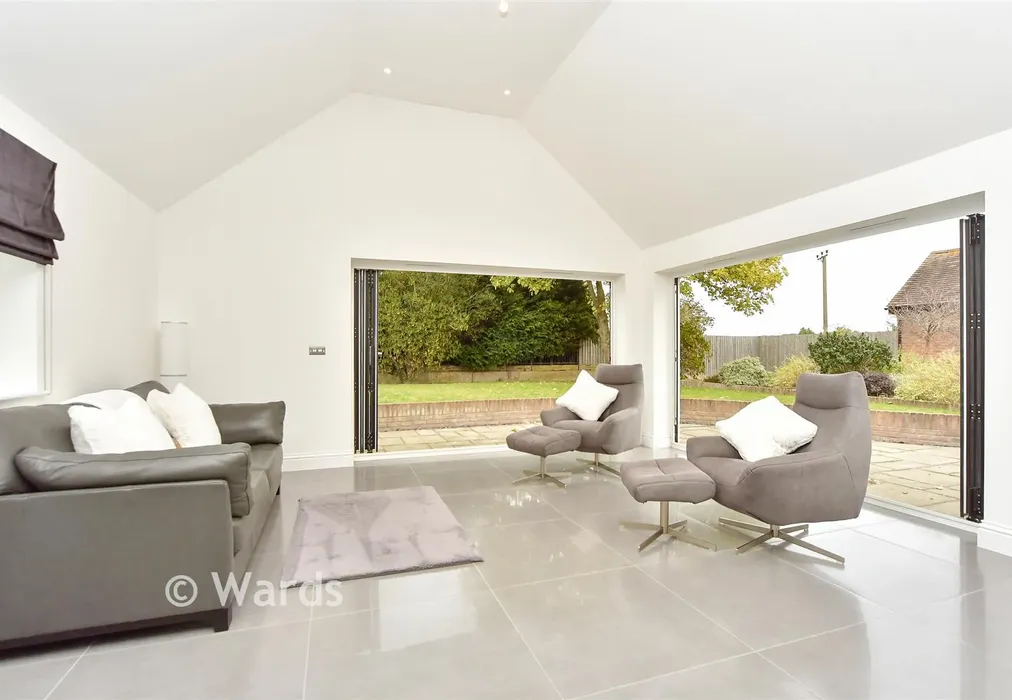 Kitchen/  Living Area - Wybournes Lane, High Halstow, Rochester, Kent - Wards of Kent