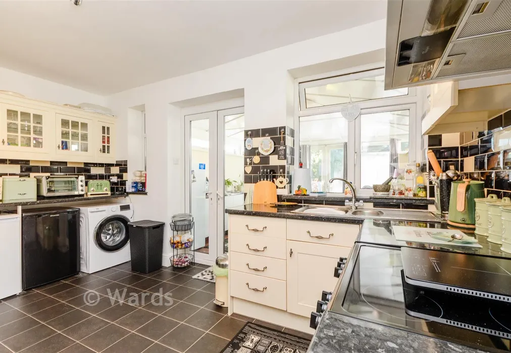 Kitchen/Breakfast Room - Broom Hill Road, Strood, Rochester, Kent - Wards of Kent