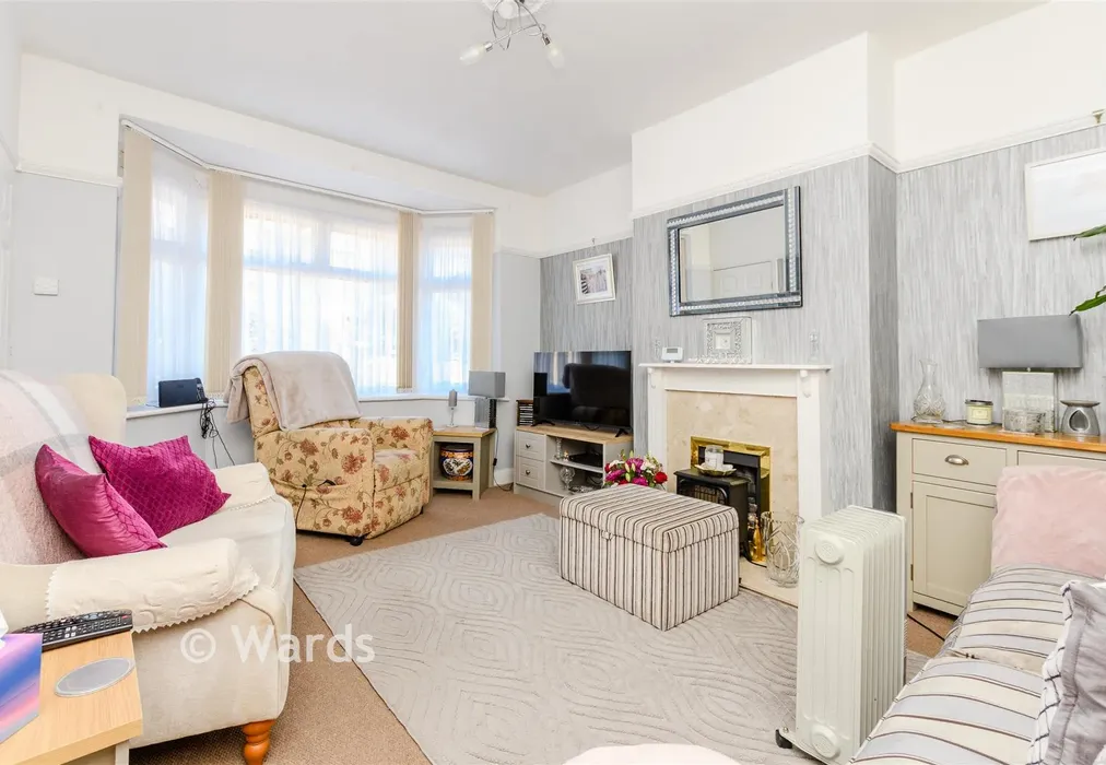 Lounge/Diner - Broom Hill Road, Strood, Rochester, Kent - Wards of Kent
