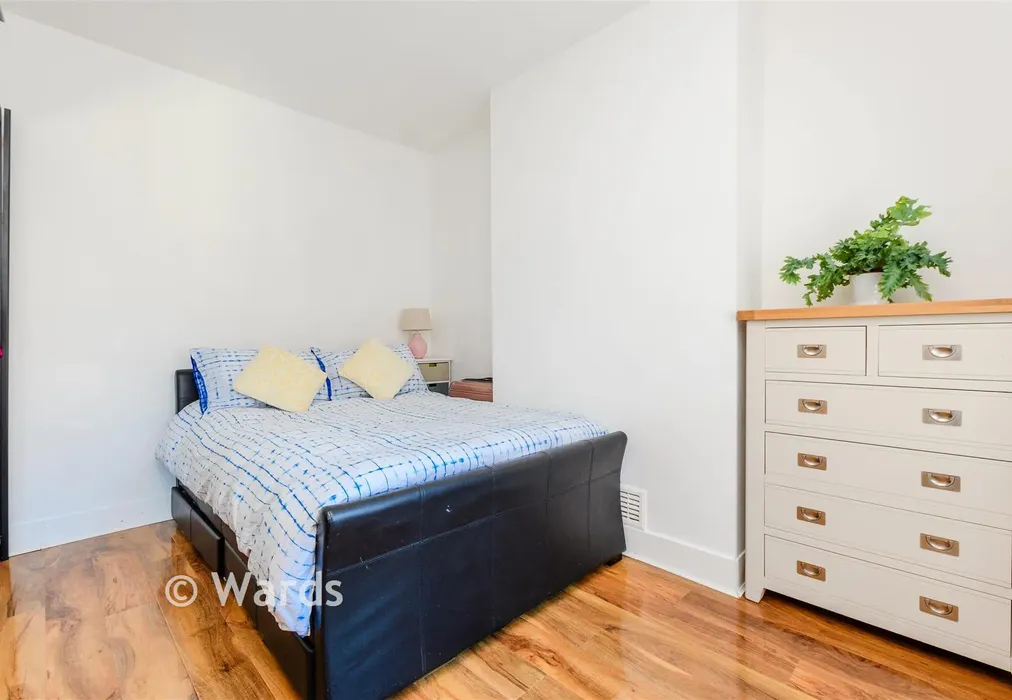 Bedroom 2 - Grove Road, Strood, Rochester, Kent - Wards of Kent