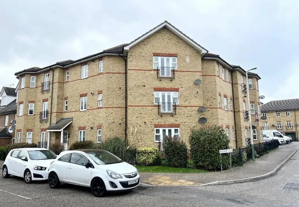 ext - Paignton Close Romford RM3 - Wards of Kent