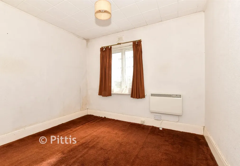 Bedroom 3 - Forest Road, Winford, Isle of Wight - Wards of Kent
