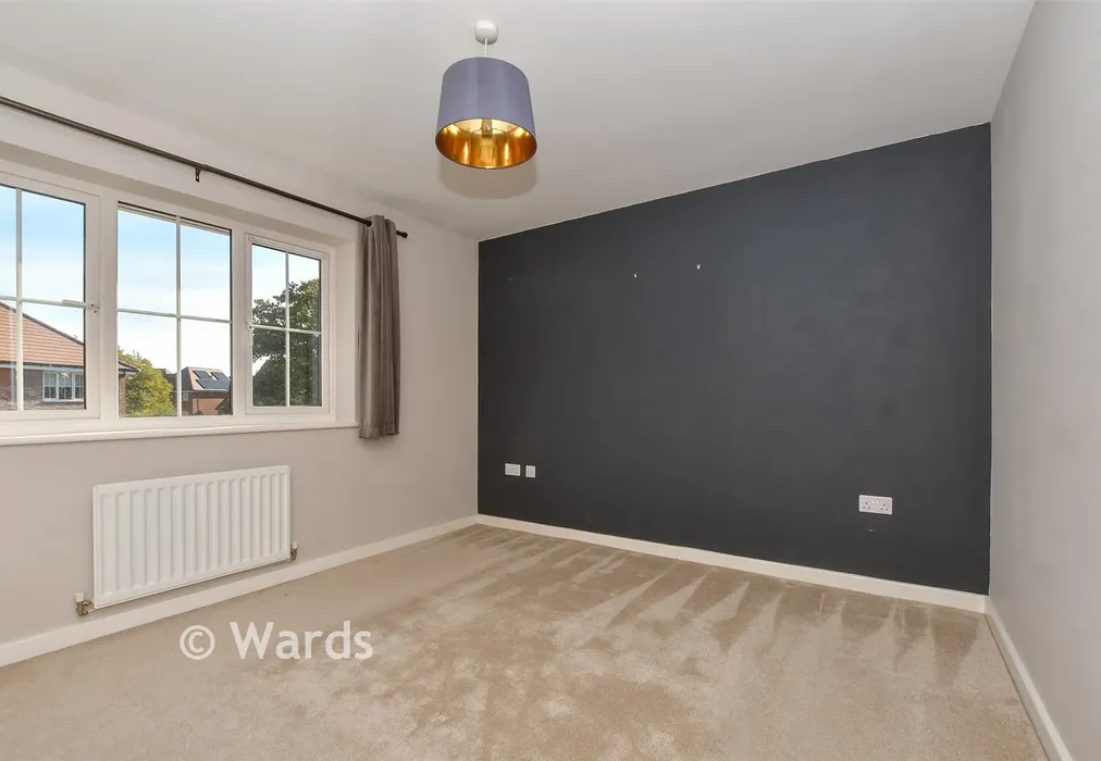 Bedroom 1 - Nuthatch Drive, Finberry, Ashford, Kent - Wards of Kent