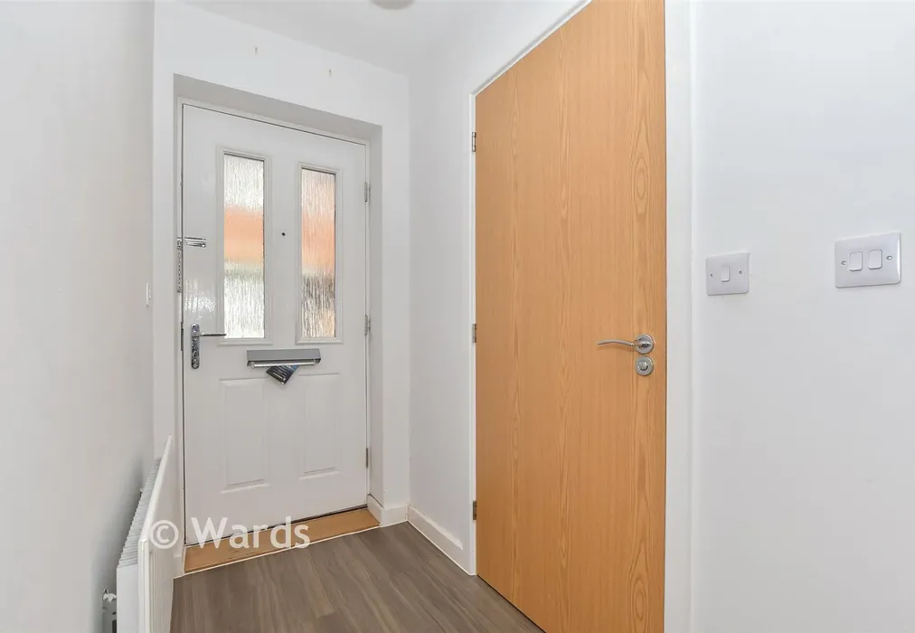 Entrance Hall - Nuthatch Drive, Finberry, Ashford, Kent - Wards of Kent