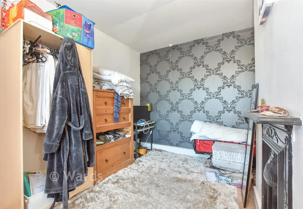 Bedroom 2 - James Street, Ashford, Kent - Wards of Kent