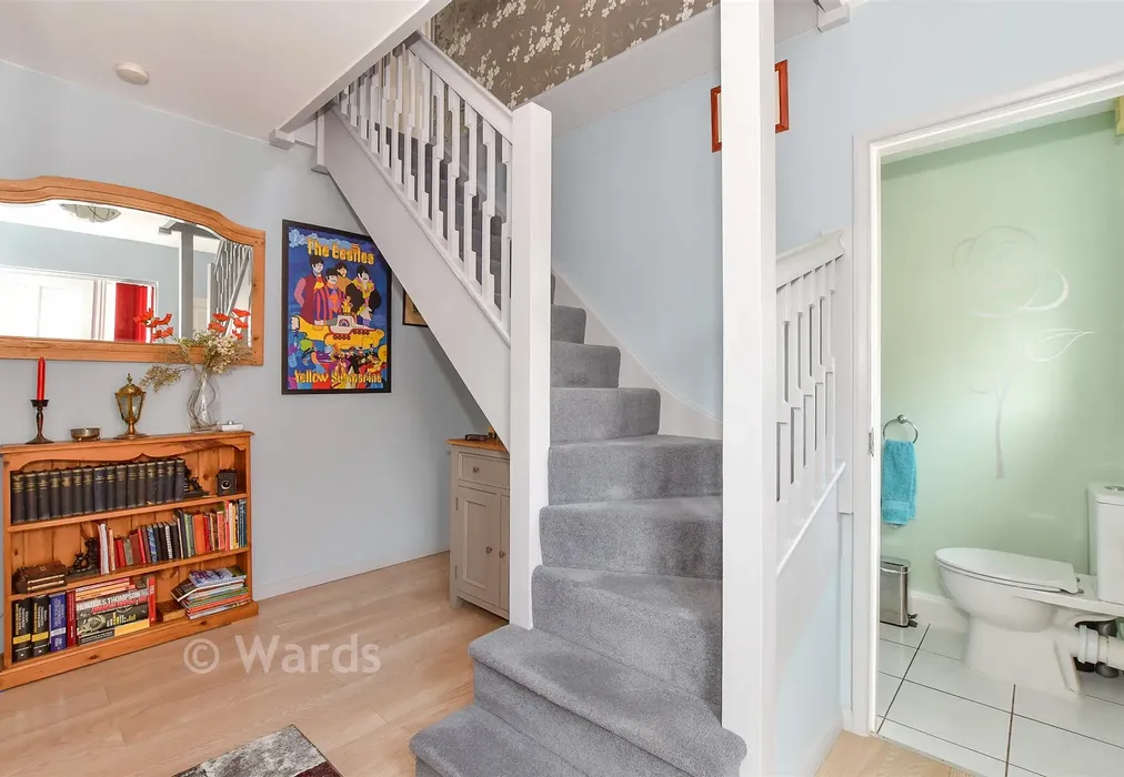 Entrance Hall - Willement Road, Faversham, Kent - Wards of Kent