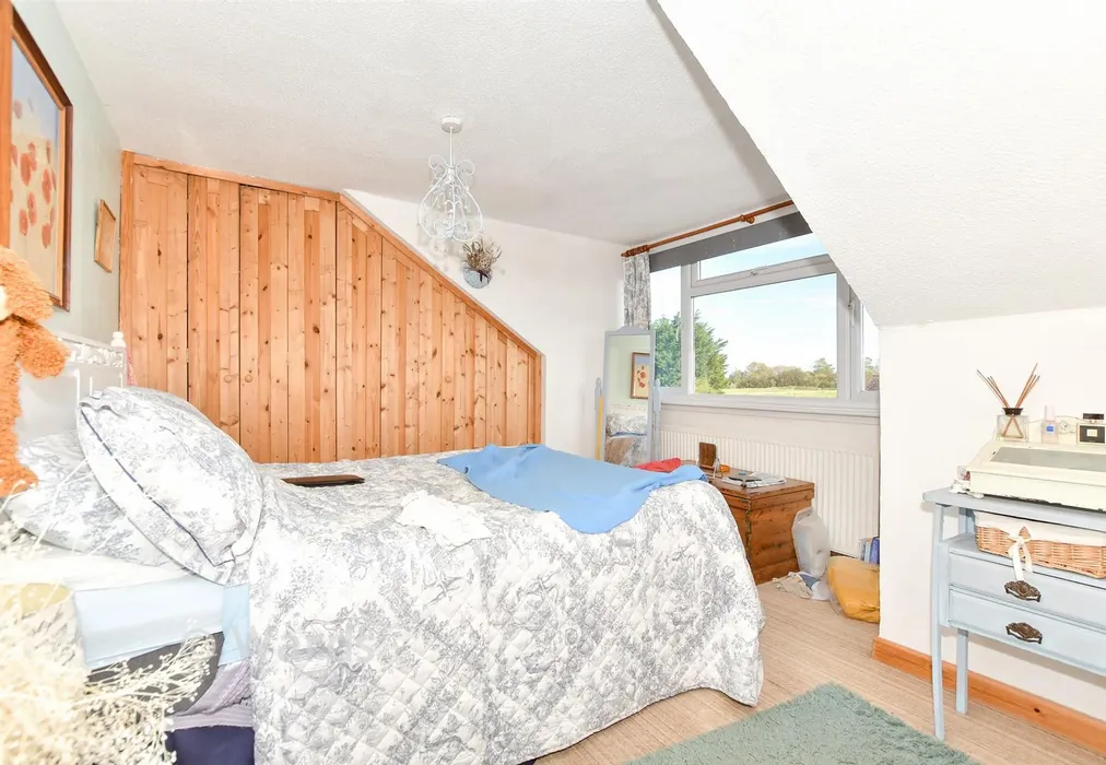 Bedroom 2 - Dunes Road, Greatstone, Kent - Wards of Kent