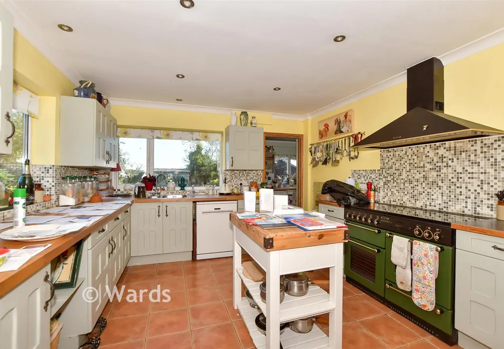 Kitchen/ Diner - Dunes Road, Greatstone, Kent - Wards of Kent