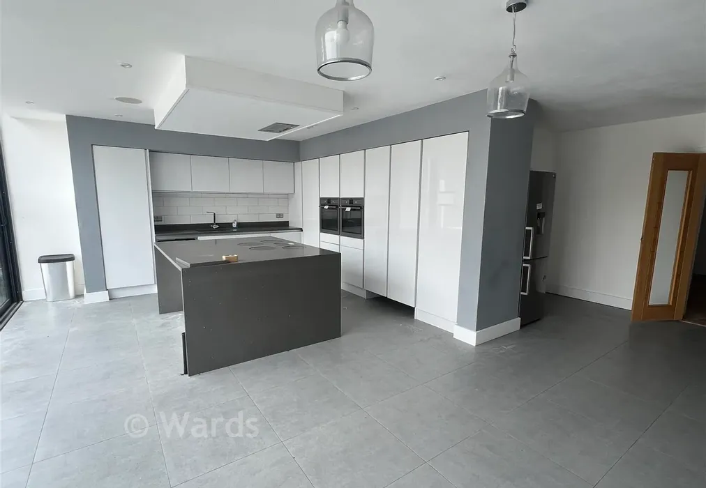 Kitchen - Gladstone Road, Broadstairs, Kent - Wards of Kent