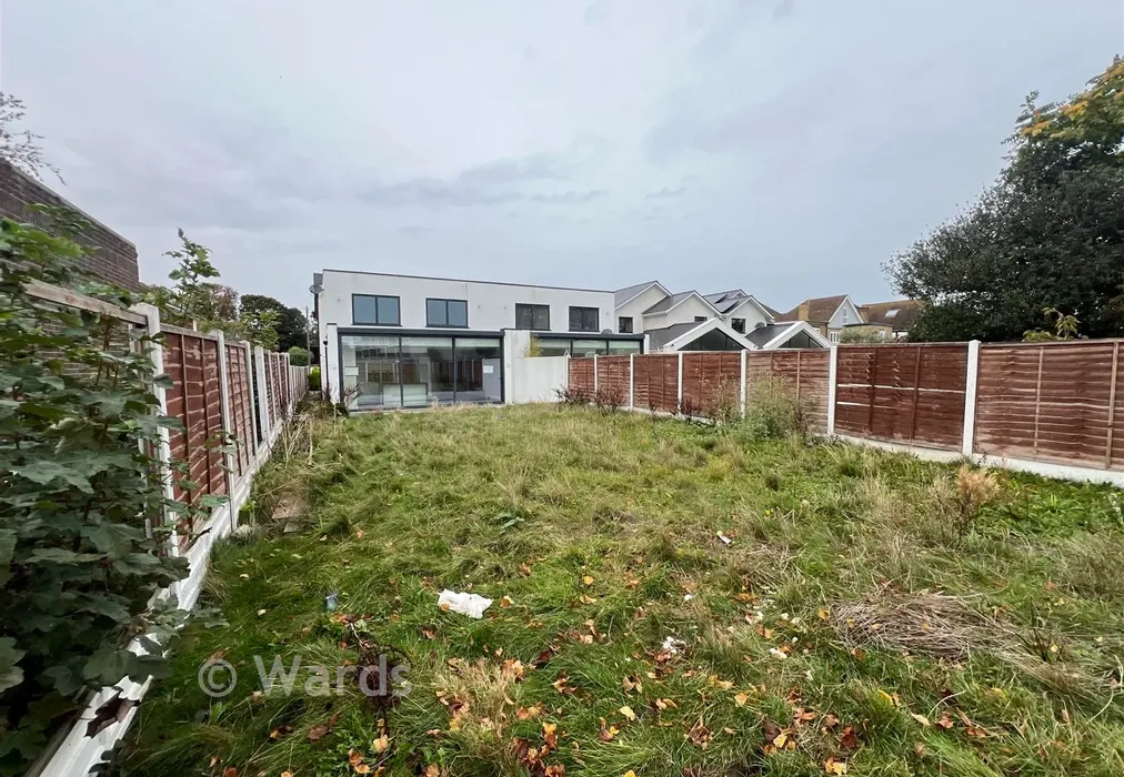 Rear Garden - Gladstone Road, Broadstairs, Kent - Wards of Kent